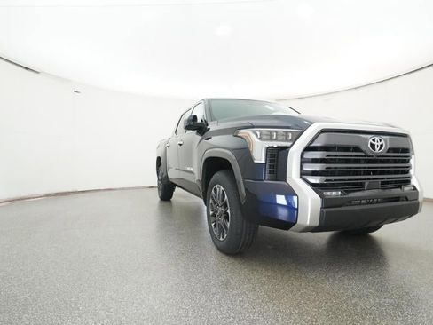New 2026 Toyota Tundra Limited AWD/4WD image 30