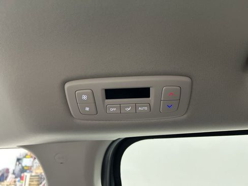 New 2026 Kia Carnival image 26