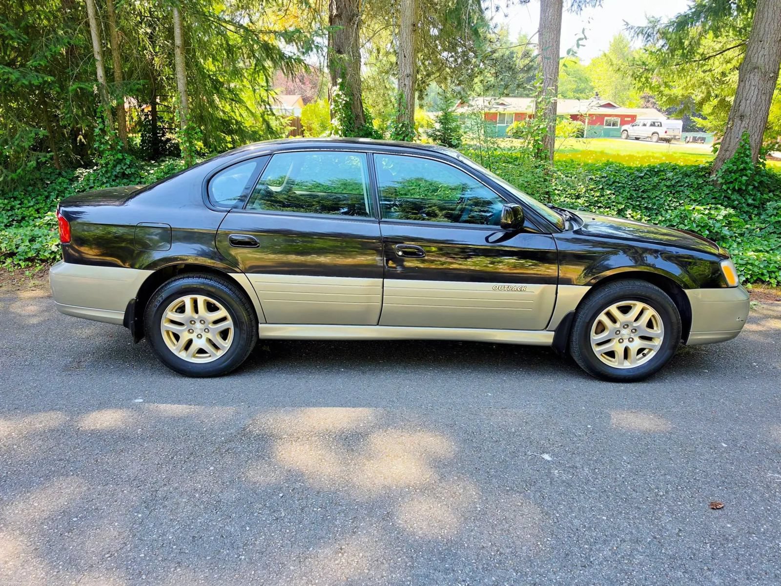 Used 2001 Subaru Outback Limited AWD/4WD image 6