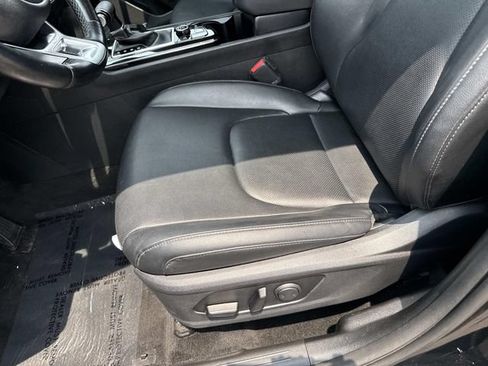 Used 2023 Kia Sportage EX AWD/4WD image 15