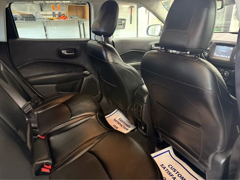 Used 2020 Jeep Compass Latitude AWD/4WD image 28