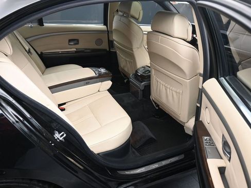 Used 2006 BMW 750Li image 15