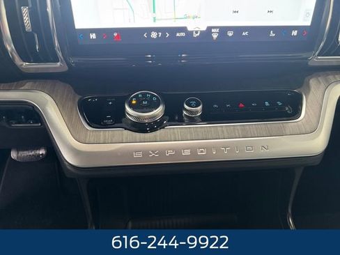 New 2025 Ford Expedition Max Platinum w/ Platinum Ultimate Package image 3