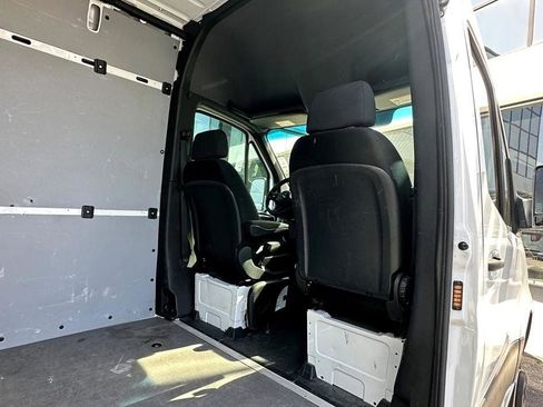 Used 2021 Mercedes-Benz Sprinter 3500 image 13