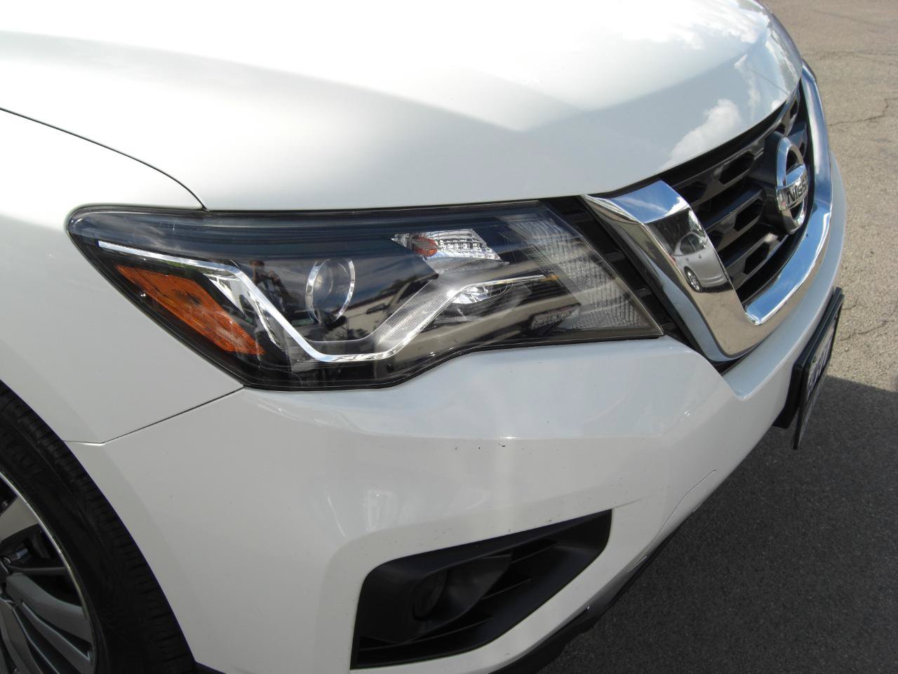 Used 2020 Nissan Pathfinder S FWD image 21