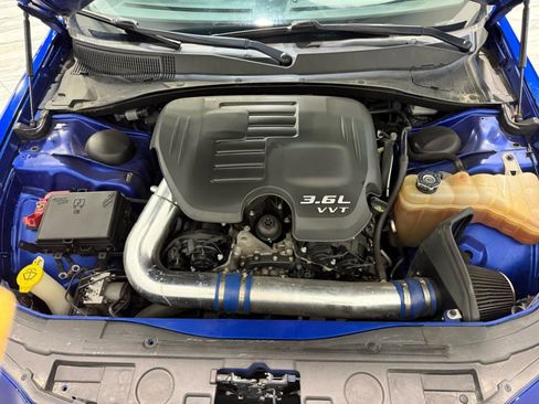 Used 2018 Chrysler 300 Limited w/ Safetytec Plus Group image 33