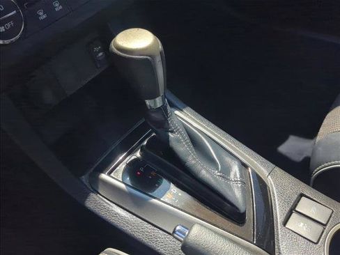 Used 2014 Toyota Corolla S FWD image 20