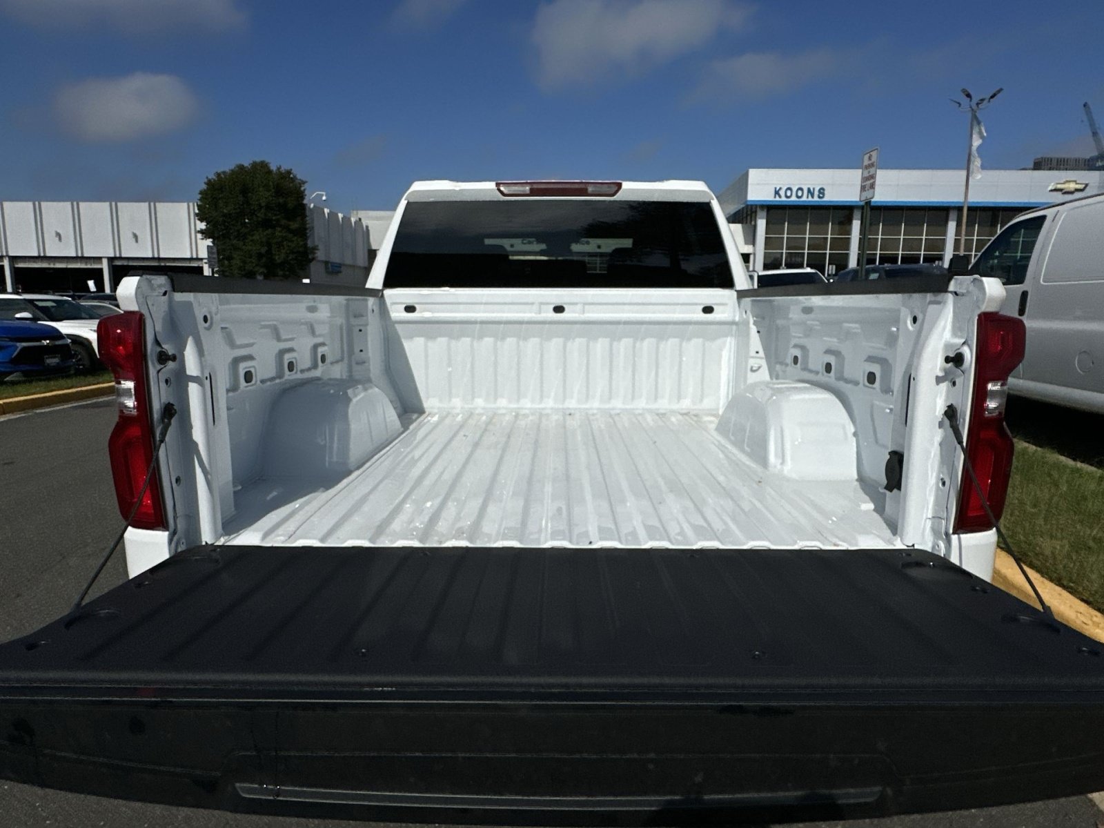 New 2026 Chevrolet Silverado 1500 RST AWD/4WD image 25