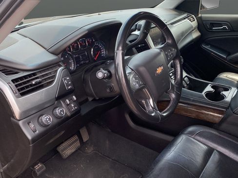 Used 2019 Chevrolet Tahoe LT w/ Luxury Package AWD/4WD image 26