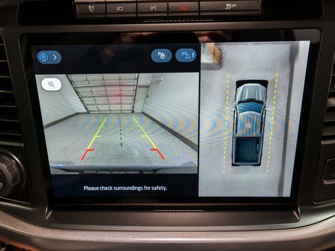 Used 2024 Ford F150 Platinum w/ Equipment Group 703A Plus image 30