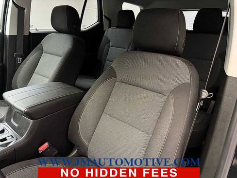 Used 2019 Chevrolet Traverse LT image 13