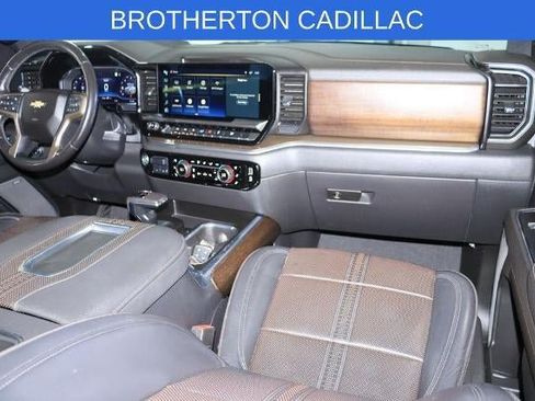 Used 2022 Chevrolet Silverado 1500 High Country w/ Technology Package AWD/4WD image 29