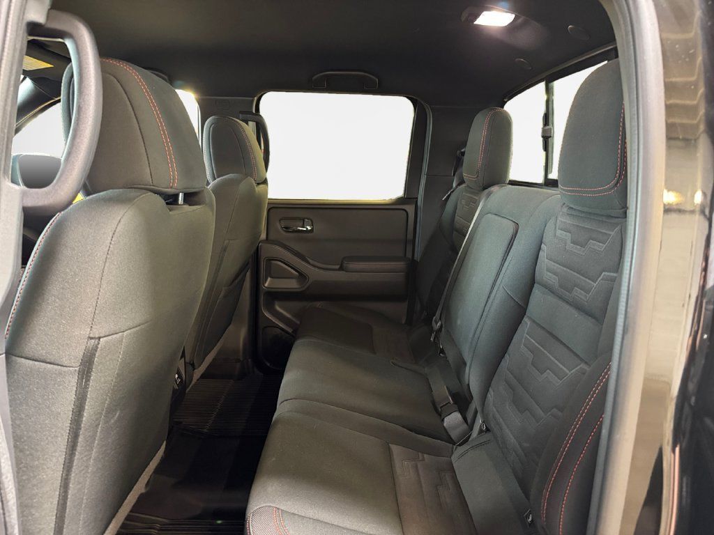 Used 2023 Nissan Frontier PRO-4X w/ Pro Convenience Package AWD/4WD image 24