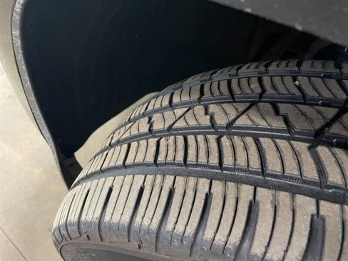 Used 2015 Cadillac Escalade ESV Premium image 22