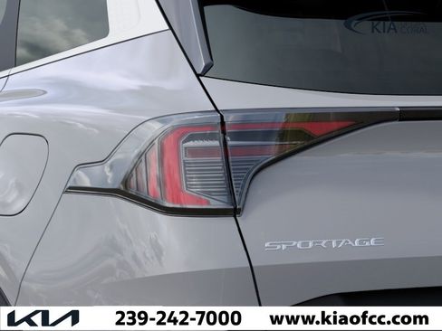 New 2026 Kia Sportage EX FWD image 11