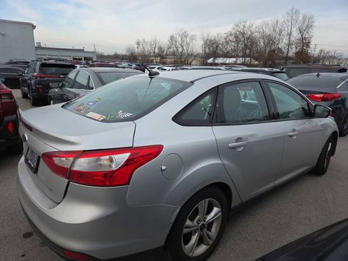 Used 2014 Ford Focus SE image 4