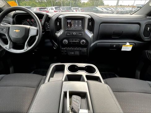 New 2026 Chevrolet Silverado 1500 Custom image 5