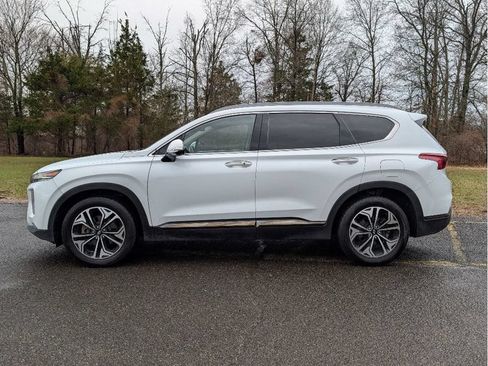 Used 2020 Hyundai Santa Fe Limited FWD image 9