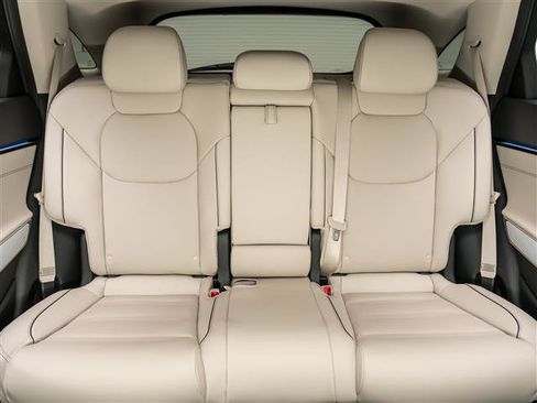 New 2026 Genesis GV70 2.5T Advanced AWD/4WD image 30