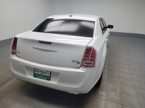 Used 2014 Chrysler 300 S AWD/4WD image 7