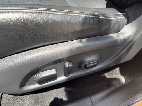 Used 2017 Nissan Murano SL FWD image 16