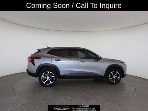 Used 2024 Chevrolet Trax RS w/ Driver Confidence Package FWD image 29