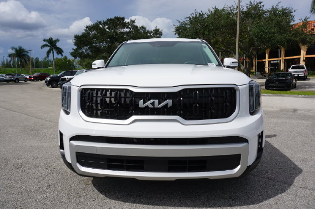 Used 2025 Kia Telluride EX FWD image 29
