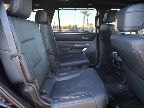 Used 2025 Toyota Sequoia Platinum image 21