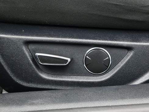 Used 2016 Ford Mustang Convertible w/ Equipment Group 051A image 9