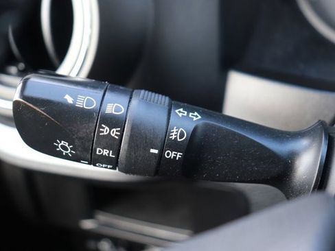 Used 2018 Toyota Tacoma TRD Sport image 20