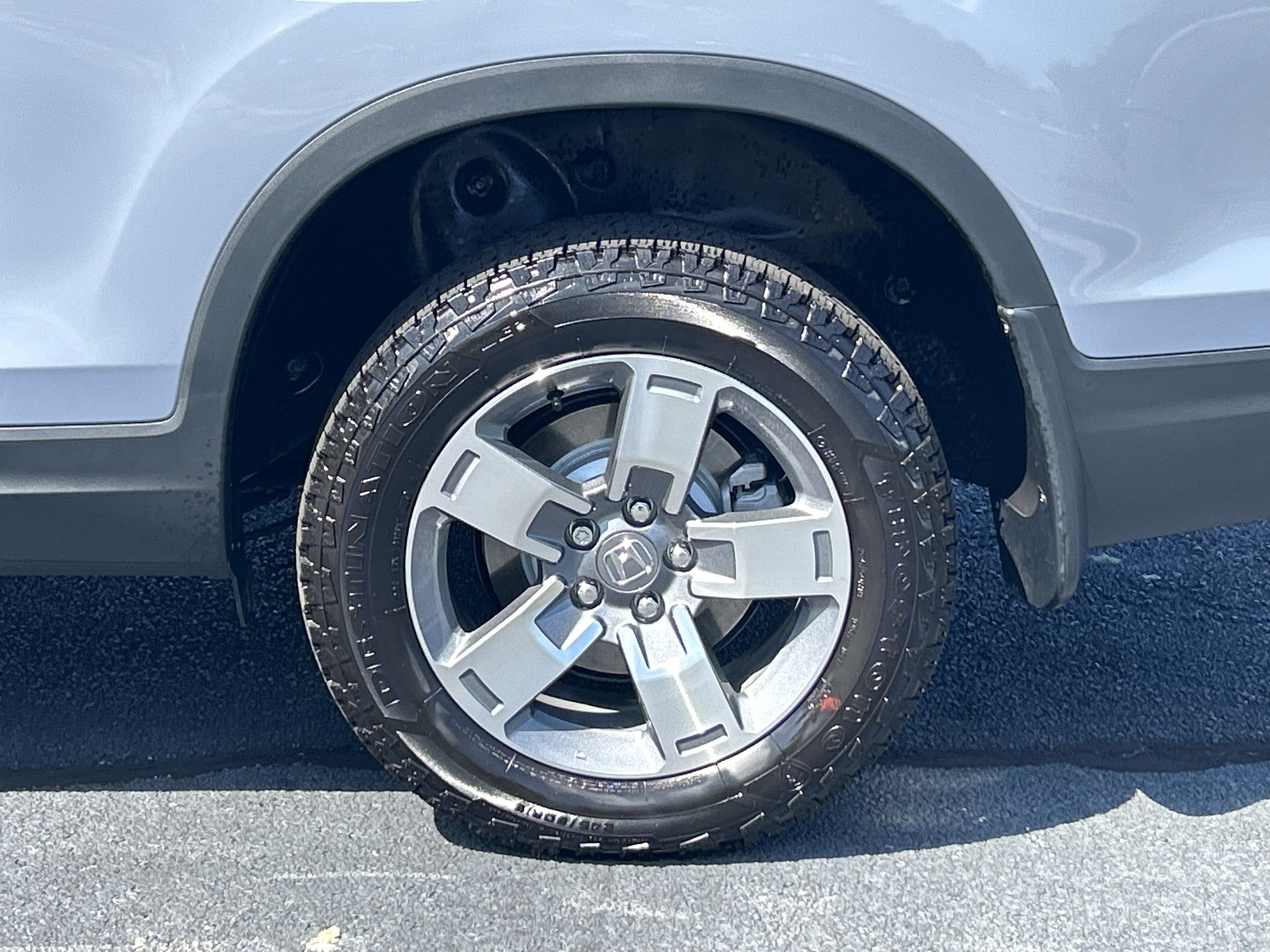 Certified 2024 Honda Ridgeline RTL image 35