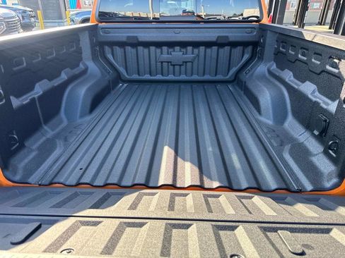 New 2025 Chevrolet Colorado Z71 w/ Z71 Convenience Package 2 image 6