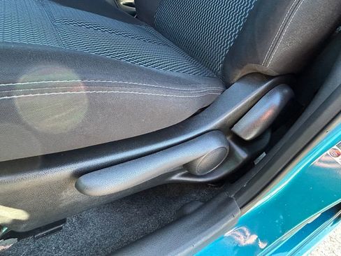 Used 2014 Nissan Versa Note SV w/ Convenience Package image 16