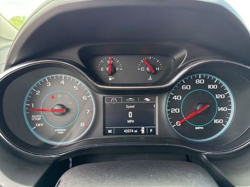 Used 2018 Chevrolet Cruze LT w/ Convenience Package image 23