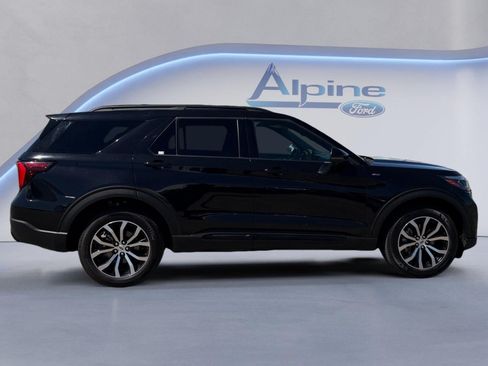 Certified 2025 Ford Explorer ST-Line AWD/4WD image 6