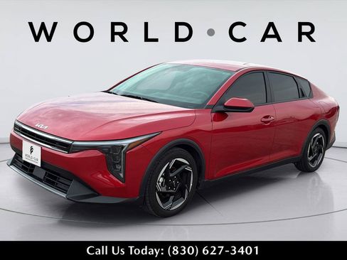 Certified 2025 Kia K4 EX FWD image 11
