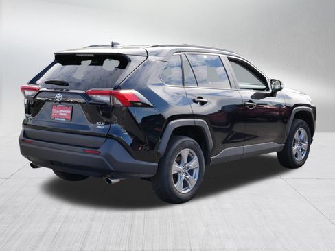 Certified 2025 Toyota RAV4 XLE AWD/4WD image 7