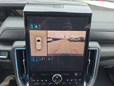 New 2026 GMC Yukon Denali w/ Sun & Power Step Package AWD/4WD image 26
