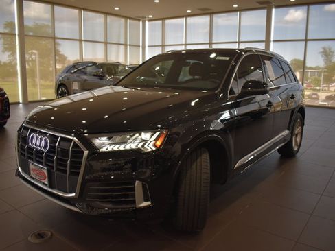 Used 2023 Audi Q7 3.0T Premium w/ Convenience Package AWD/4WD image 4