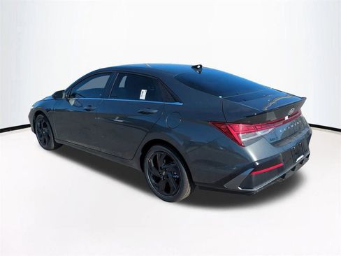 New 2026 Hyundai Elantra SEL Sport image 7