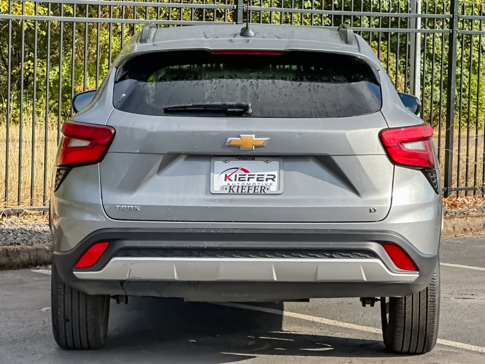 Used 2025 Chevrolet Trax LT FWD image 4