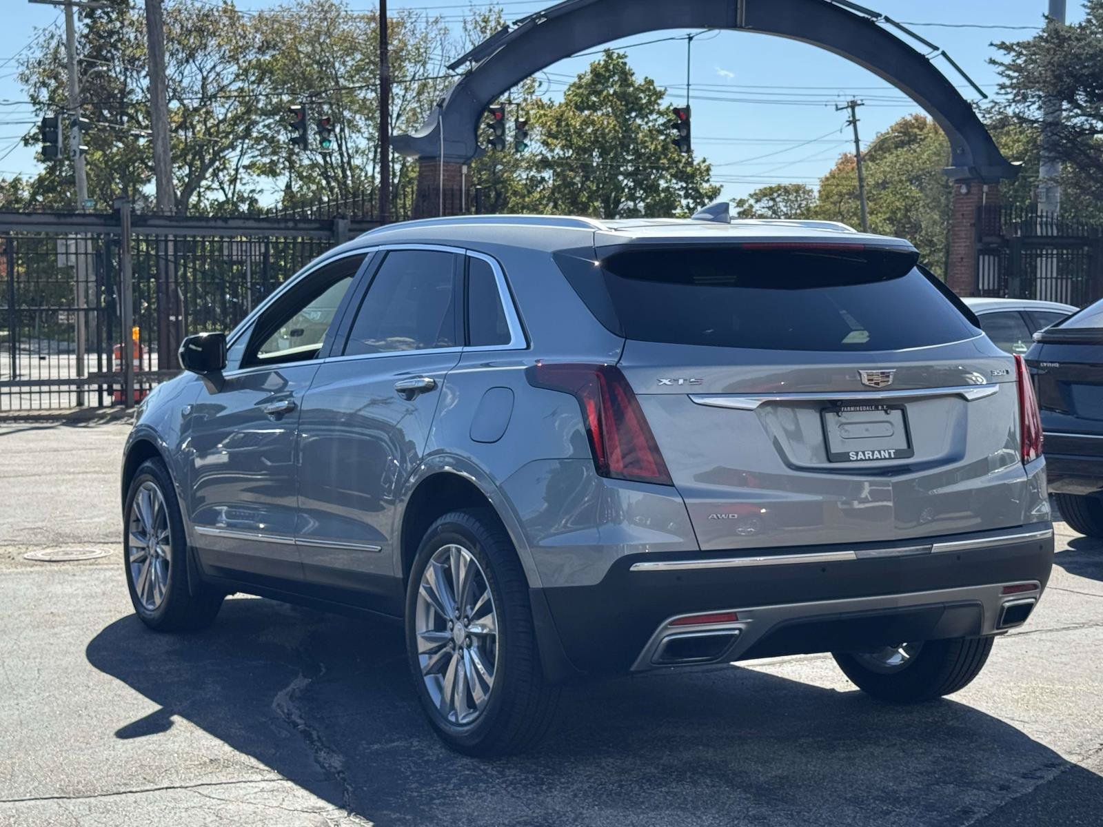 Certified 2024 Cadillac XT5 Premium Luxury w/ LPO, Floor Liner Package AWD/4WD image 7