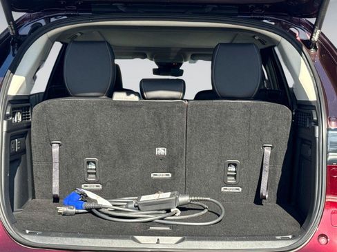 Certified 2024 MAZDA CX-90 Plug-In Hybrid w/ Premium Pkg image 11