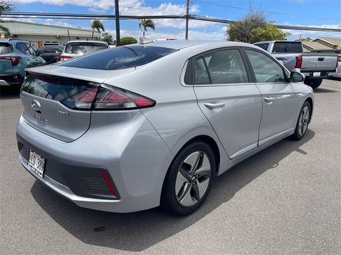 Used 2020 Hyundai Ioniq SEL image 5