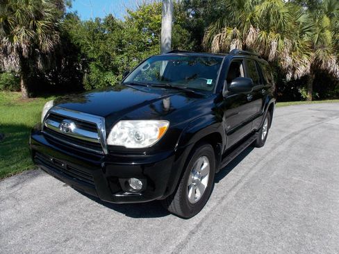 Used 2006 Toyota 4Runner SR5 RWD image 3