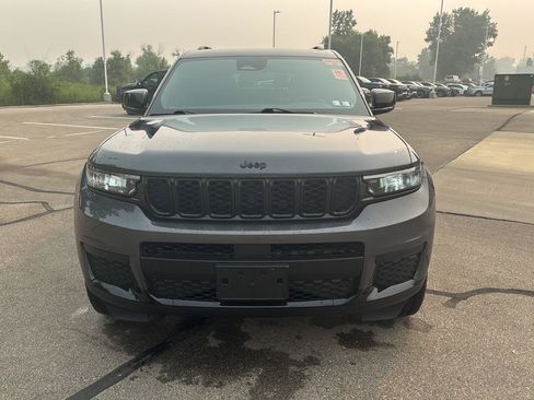 Used 2023 Jeep Grand Cherokee L Laredo AWD/4WD image 8