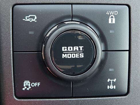 New 2025 Ford Bronco Sport Outer Banks w/ Sasquatch Outer Banks Package AWD/4WD image 20