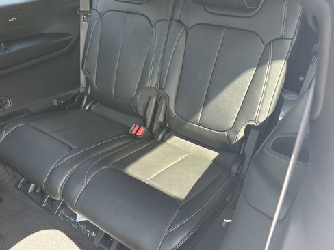 New 2026 Jeep Grand Cherokee L Limited AWD/4WD image 13