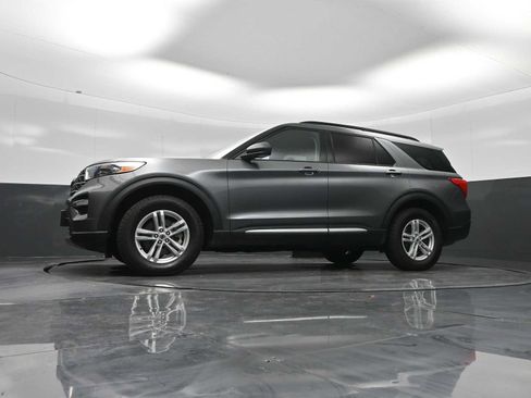 Used 2023 Ford Explorer XLT w/ Equipment Group 202A image 36