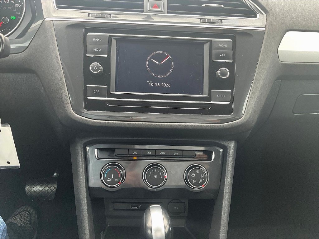 Used 2019 Volkswagen Tiguan S w/ 3rd Row Seat Package AWD/4WD image 15